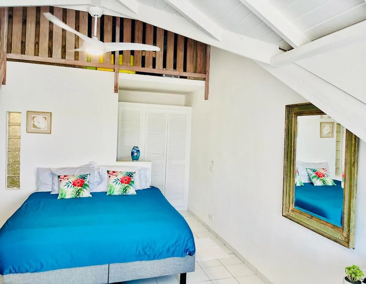 Cozy Waterfront Two-Level Condo With 2 Bathrooms ,Pool, Ac Baie Nettle Sint Maarten/Saint Martin